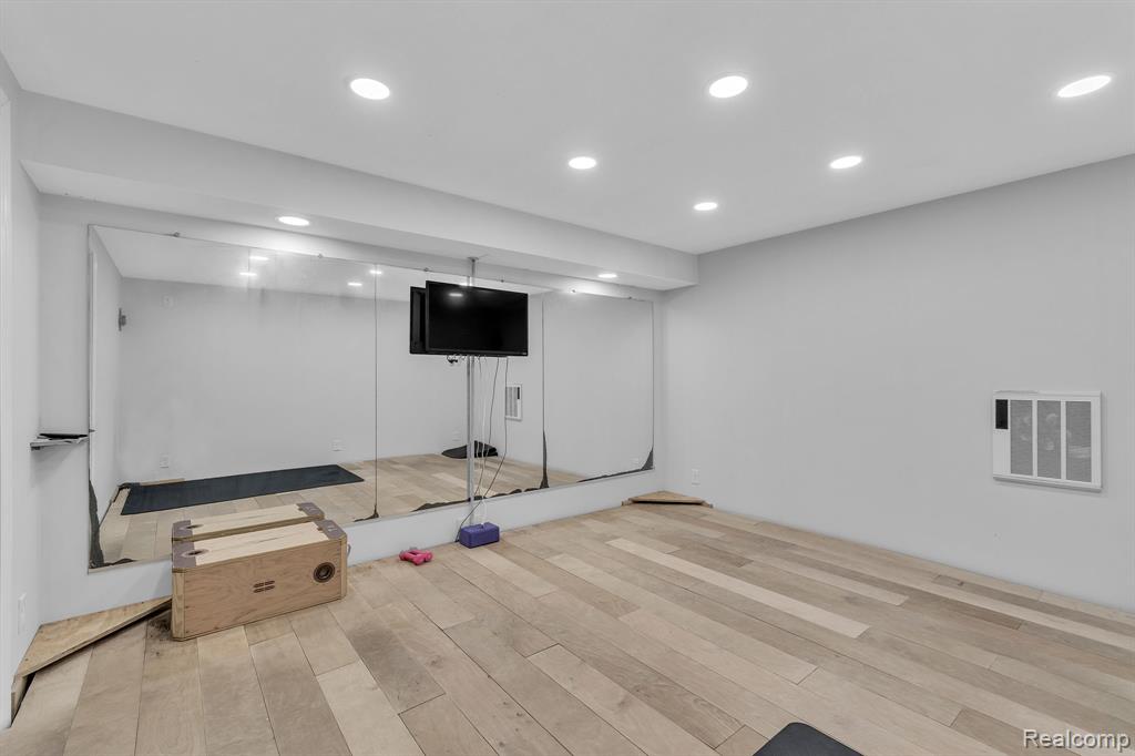 48123 Covington Court, Canton, MI, 48187