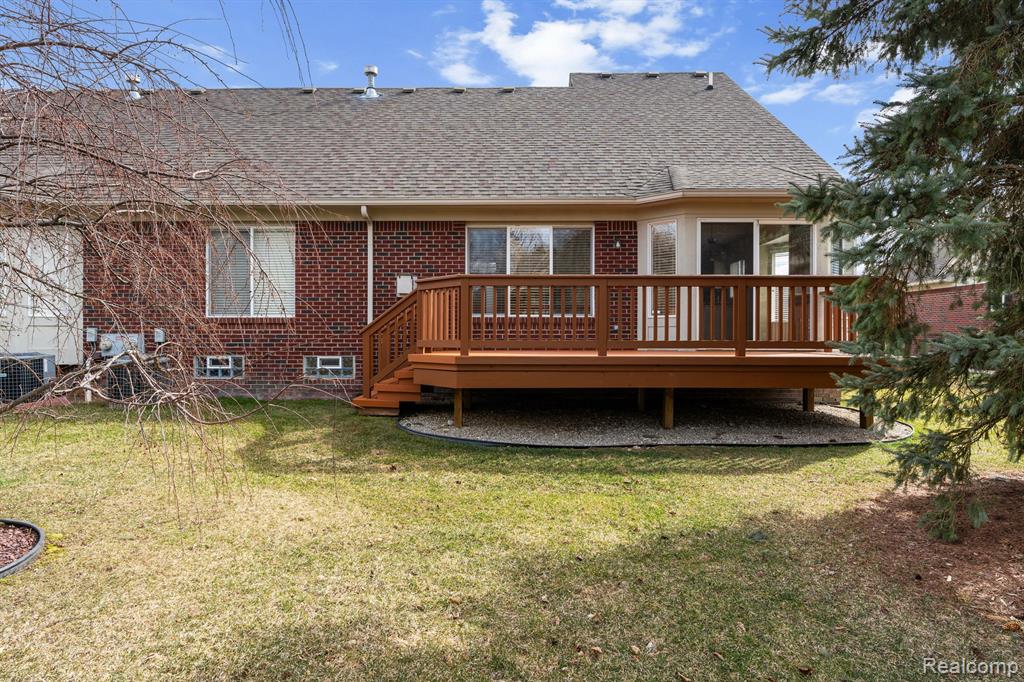 52497 WESTFIELD Drive, Macomb, MI 48042 — Photo 27