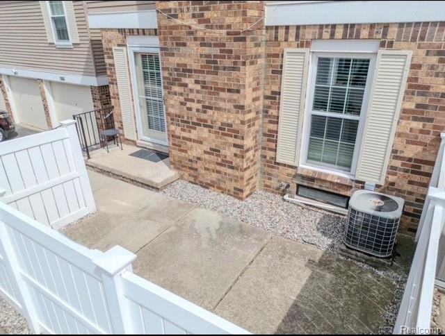 41705 Broquet Drive, Northville, MI 48167 — Photo 4