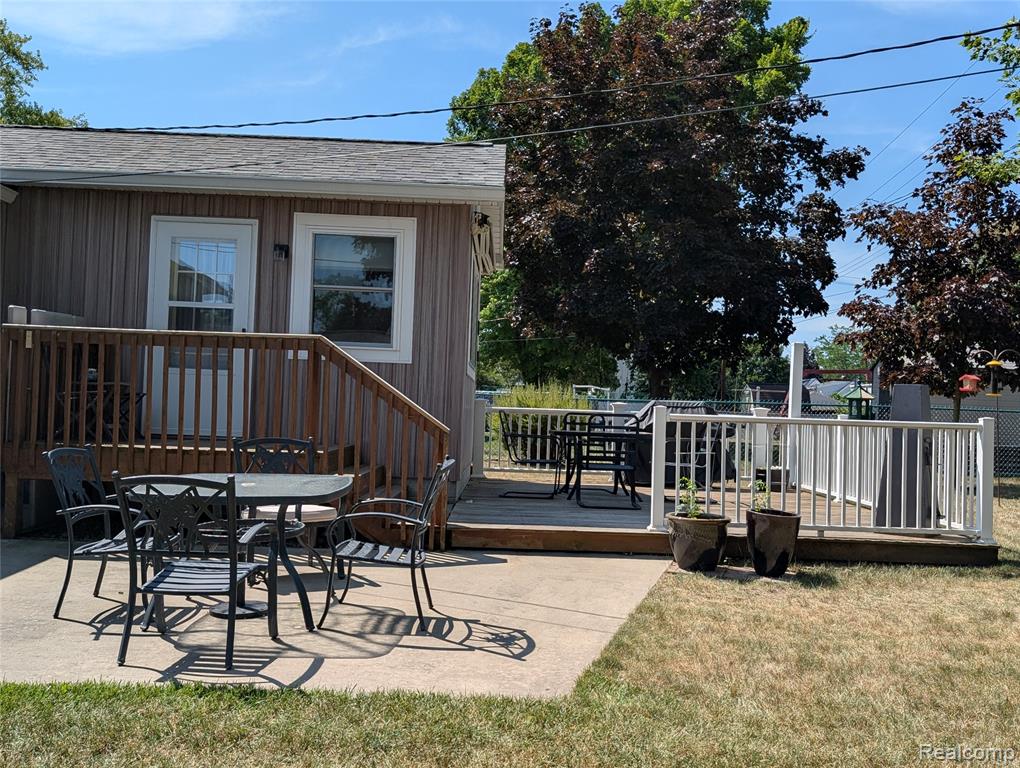 411 Cleveland Street, Bad Axe, MI 48413 — Photo 14
