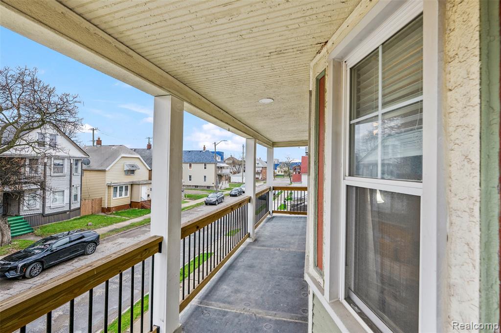 2257 Hewitt Street, Hamtramck, MI 48212 — Photo 27