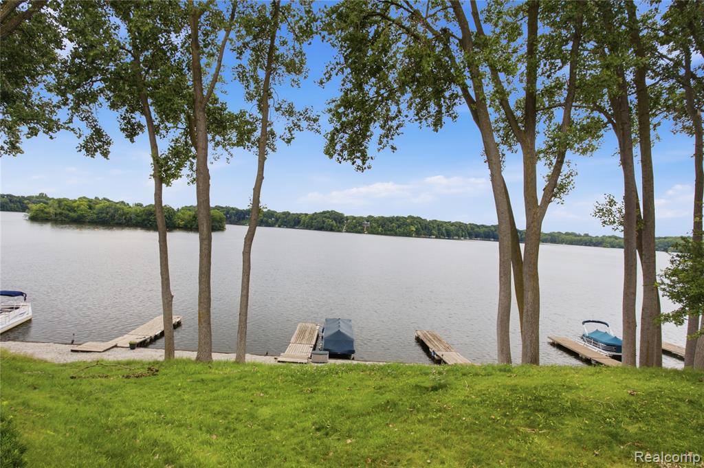 1695 Cliffs Landing, 302, Ypsilanti, MI 48198 — Photo 34