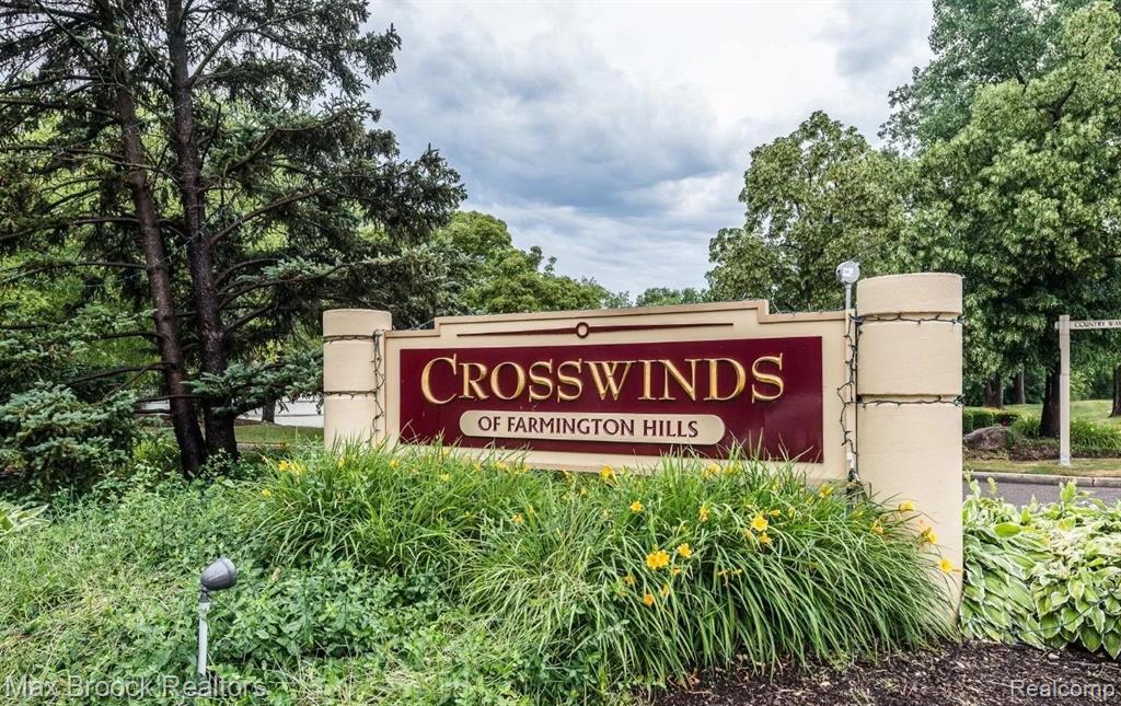 31139 COUNTRY, Farmington Hills, MI 48331 — Photo 3