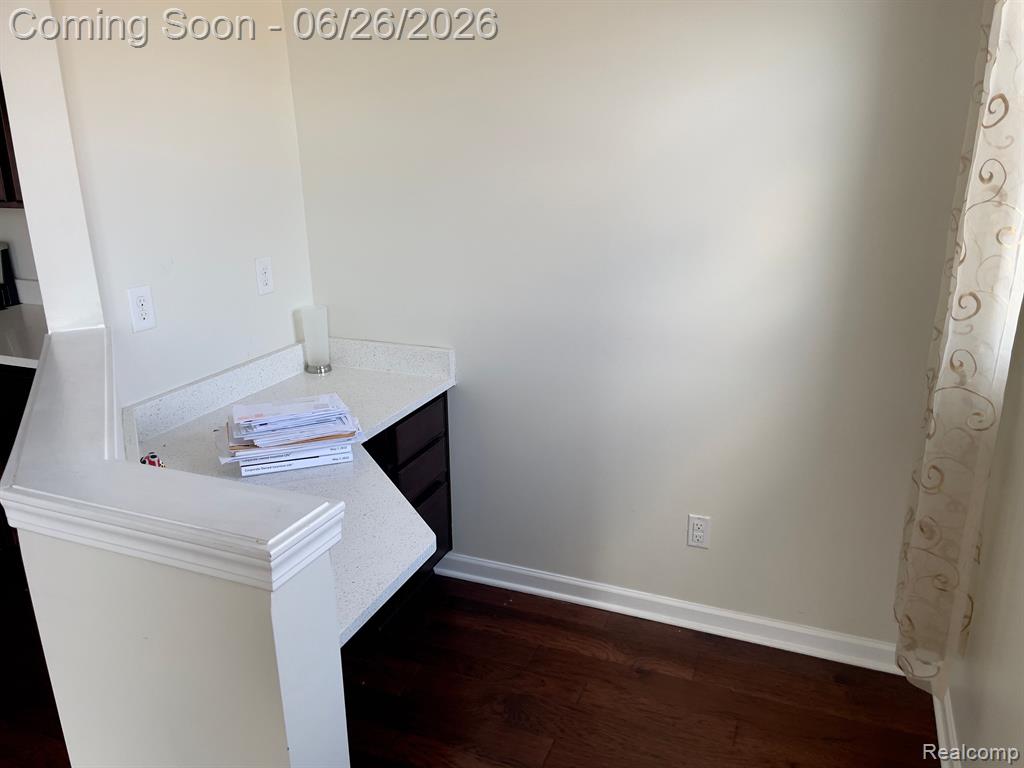 49744 HARTWICK Drive, Novi, MI — Photo 11