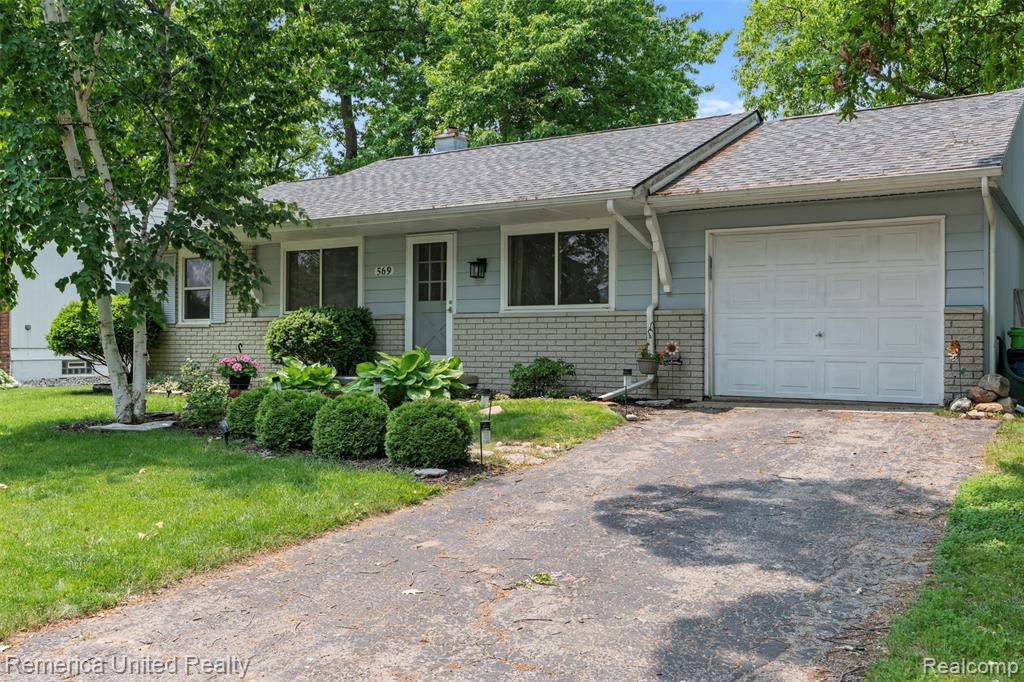 569 Lyon Boulevard, South Lyon, MI 48178 — Photo 3