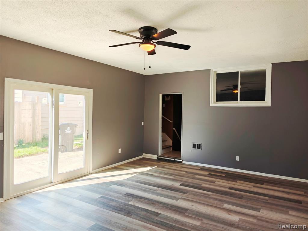 4615 Julius Boulevard, Westland, MI 48186 — Photo 7