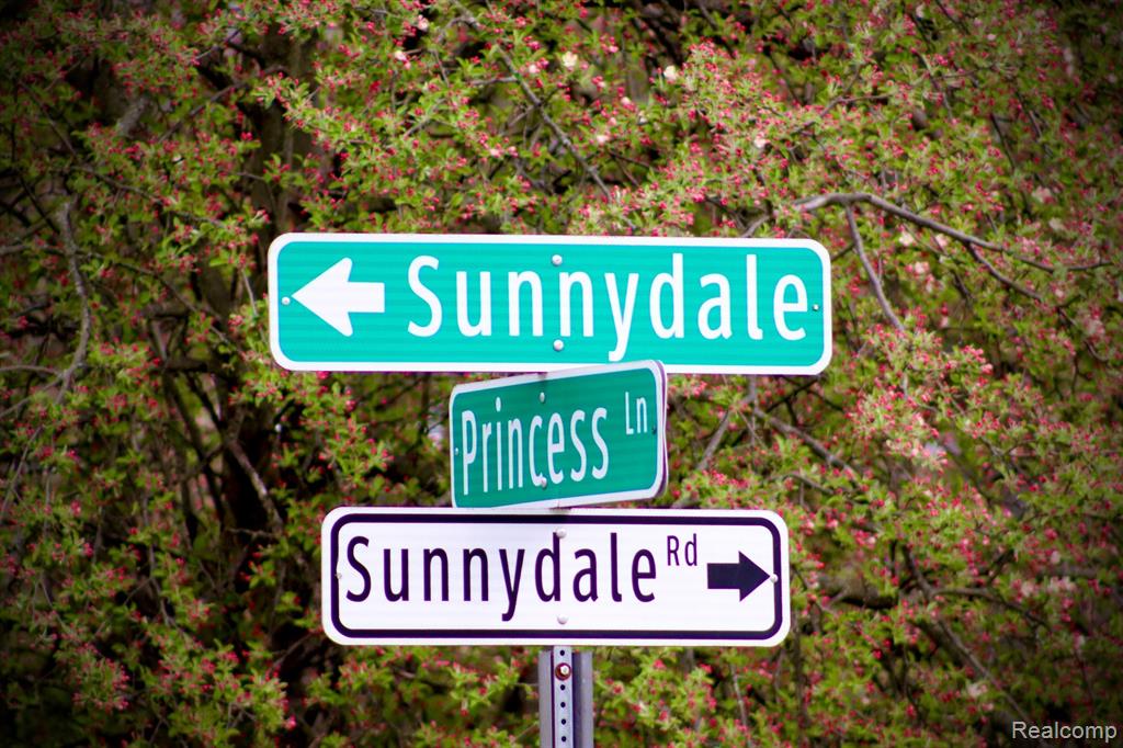 6160 SUNNYDALE Road, Clarkston, MI — Photo 2