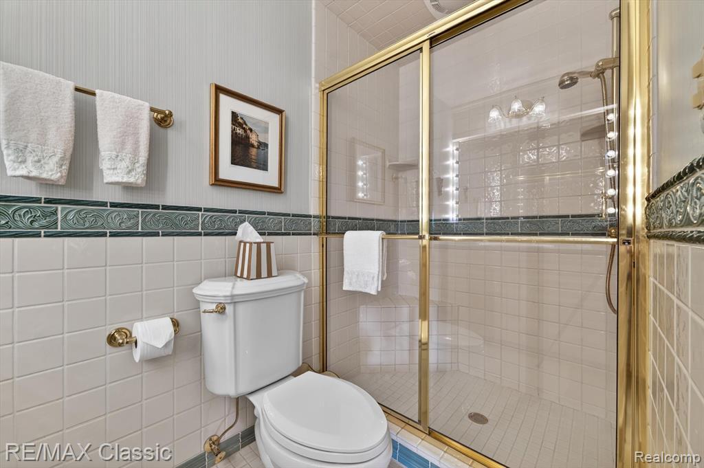 12648 Portsmouth Court, Plymouth, MI 48170 — Photo 33