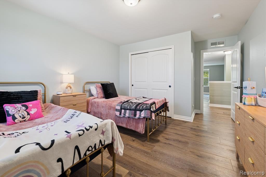 51300 Kirby Drive, New Baltimore, MI 48047 — Photo 31