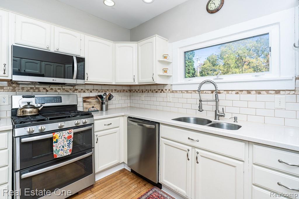 629 N Calhoun Street, Lapeer, MI 48446 — Photo 11
