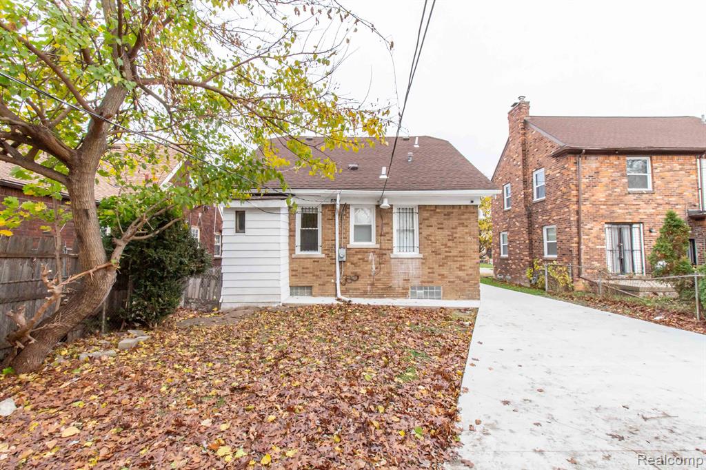 5269 AUDUBON Road, Detroit, MI 48224 — Photo 19