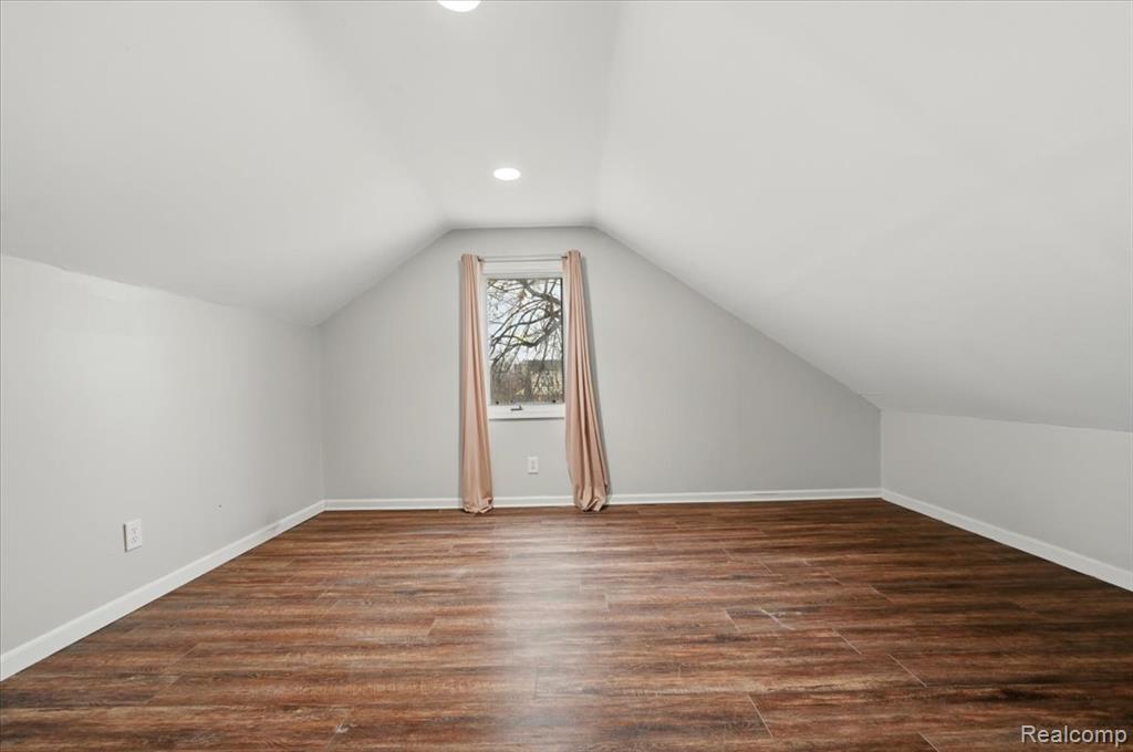 431 Colonial Court, Grosse Pointe Farms, MI 48236 — Photo 32