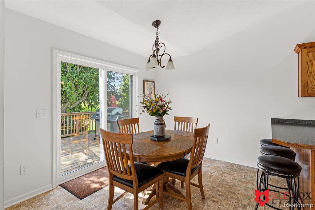 8110 Middleton Road, Corunna, MI 48817 — Photo 16