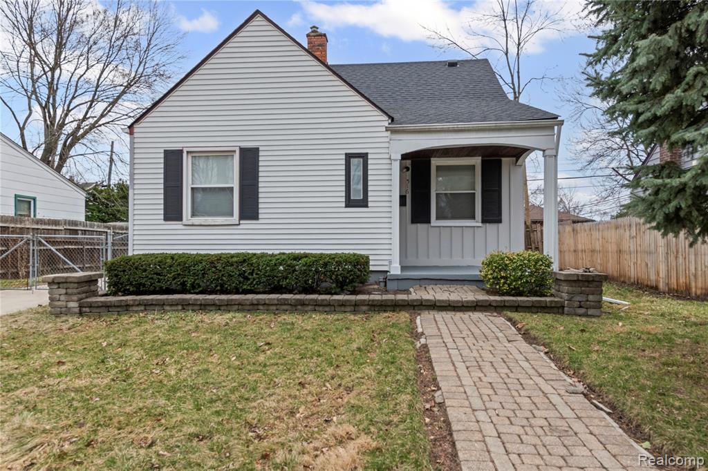 516 E Granet Avenue, Hazel Park, MI 48030 — Photo 3