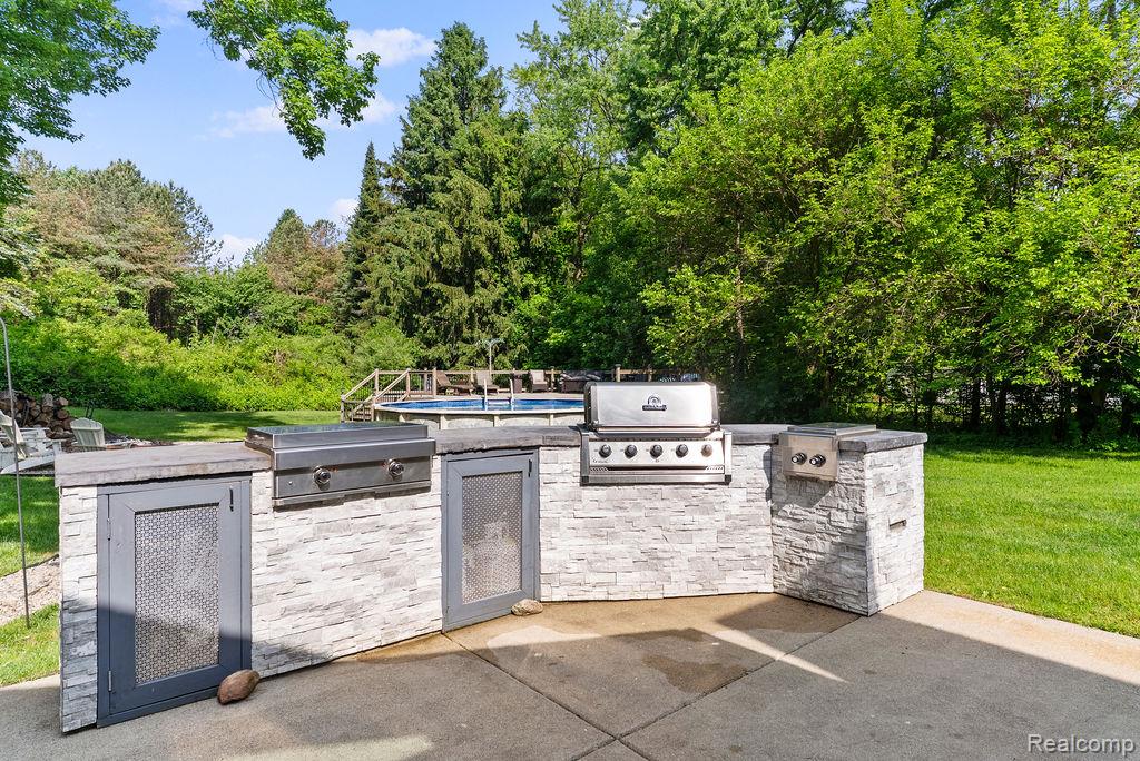 9855 ORTONVILLE Road, Clarkston, MI 48348 — Photo 49