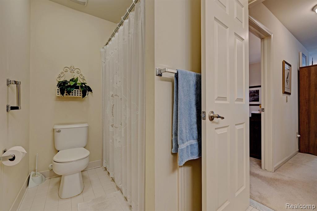 6927 STONEWOOD Place, Clarkston, MI — Photo 40