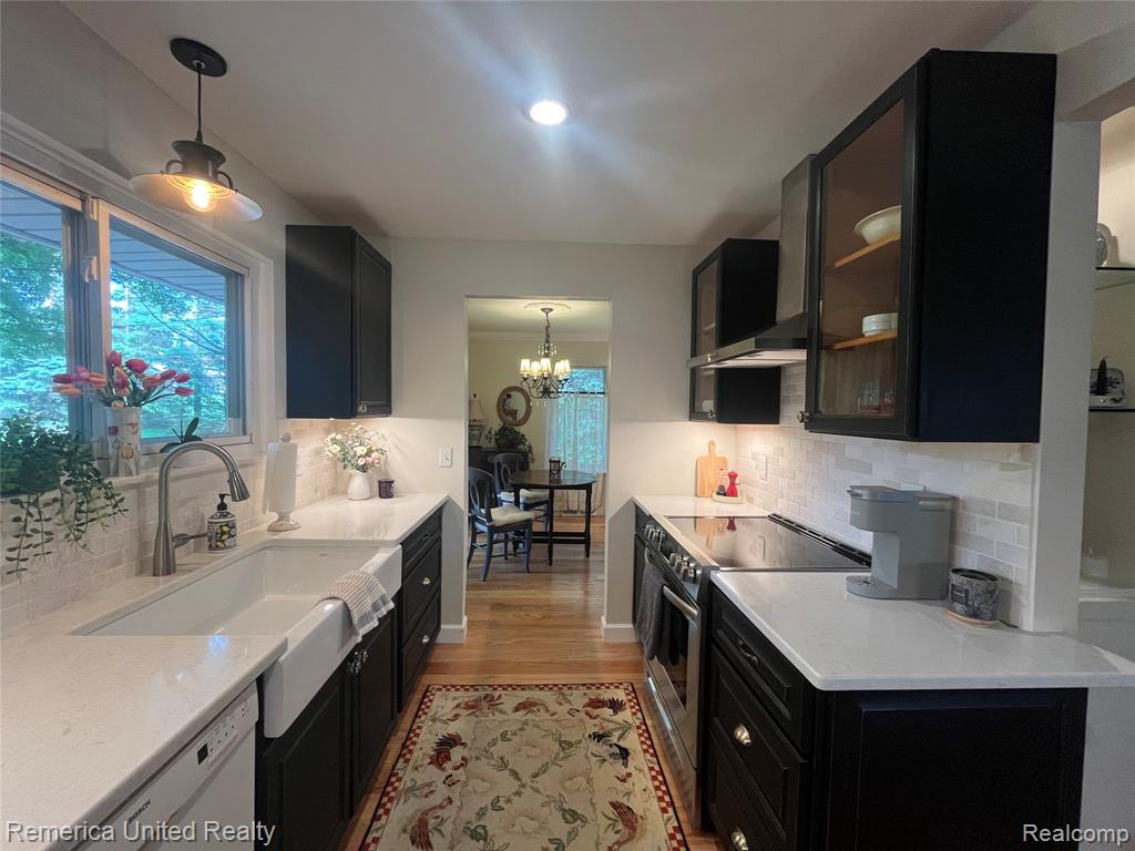 2223 Strader Drive, West Bloomfield, MI 48324 — Photo 9