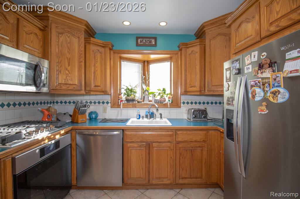 11367 Suffolk Drive, Southgate, MI 48195 — Photo 14