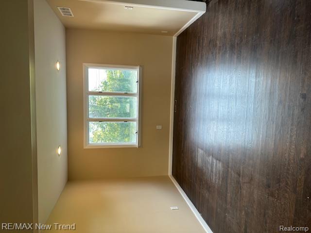 6546 Beverly Crest Drive, West Bloomfield, MI — Photo 5