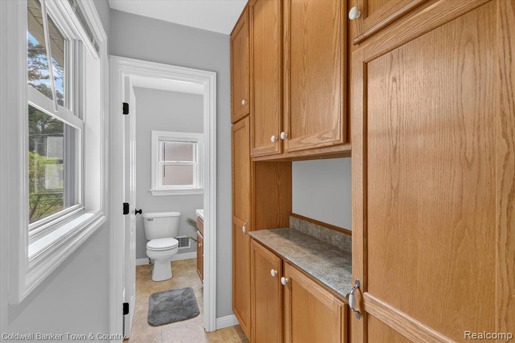 5619 Dogwood Street, Jackson, MI 49201 — Photo 20
