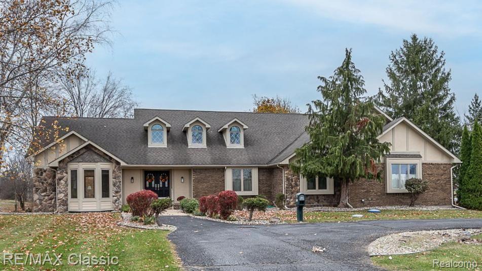 9415 N TERRITORIAL Road, Plymouth, MI 48170 — front exterior