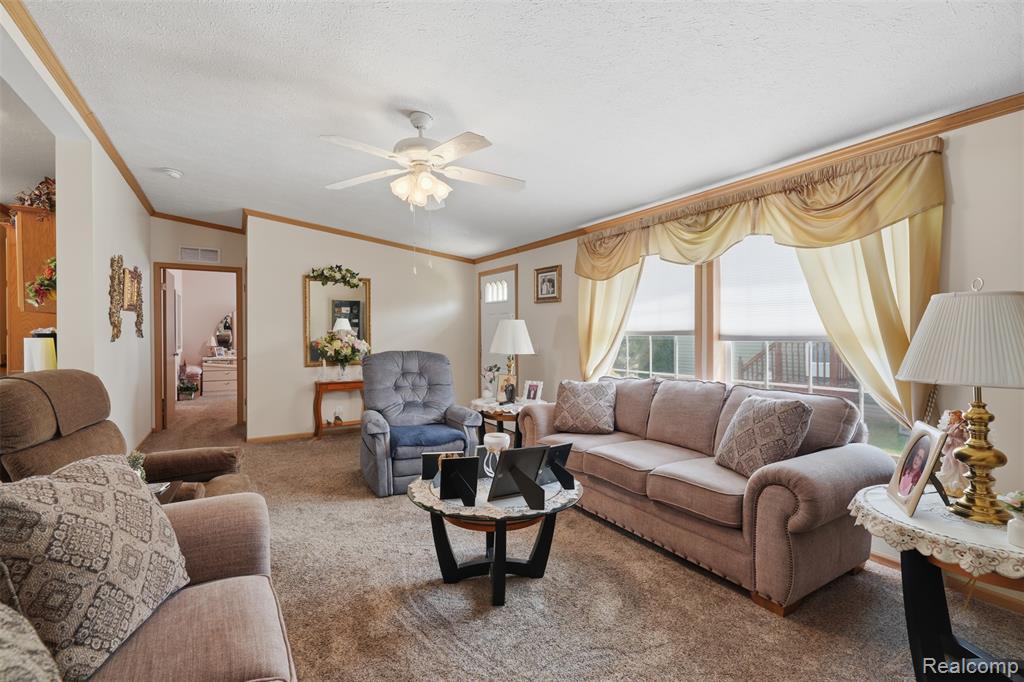 11784 Stoneridge Court, South Lyon, MI 48178 — Photo 5