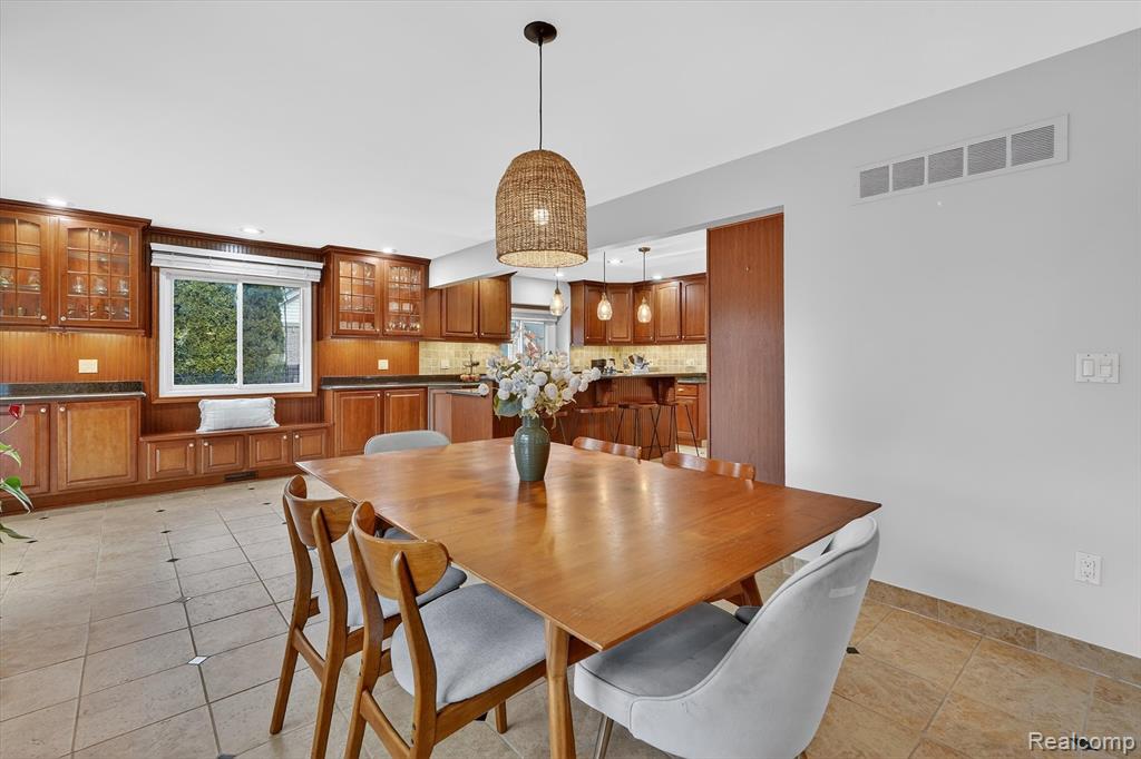 7393 Briargate Drive, Canton, MI 48187 — Photo 12