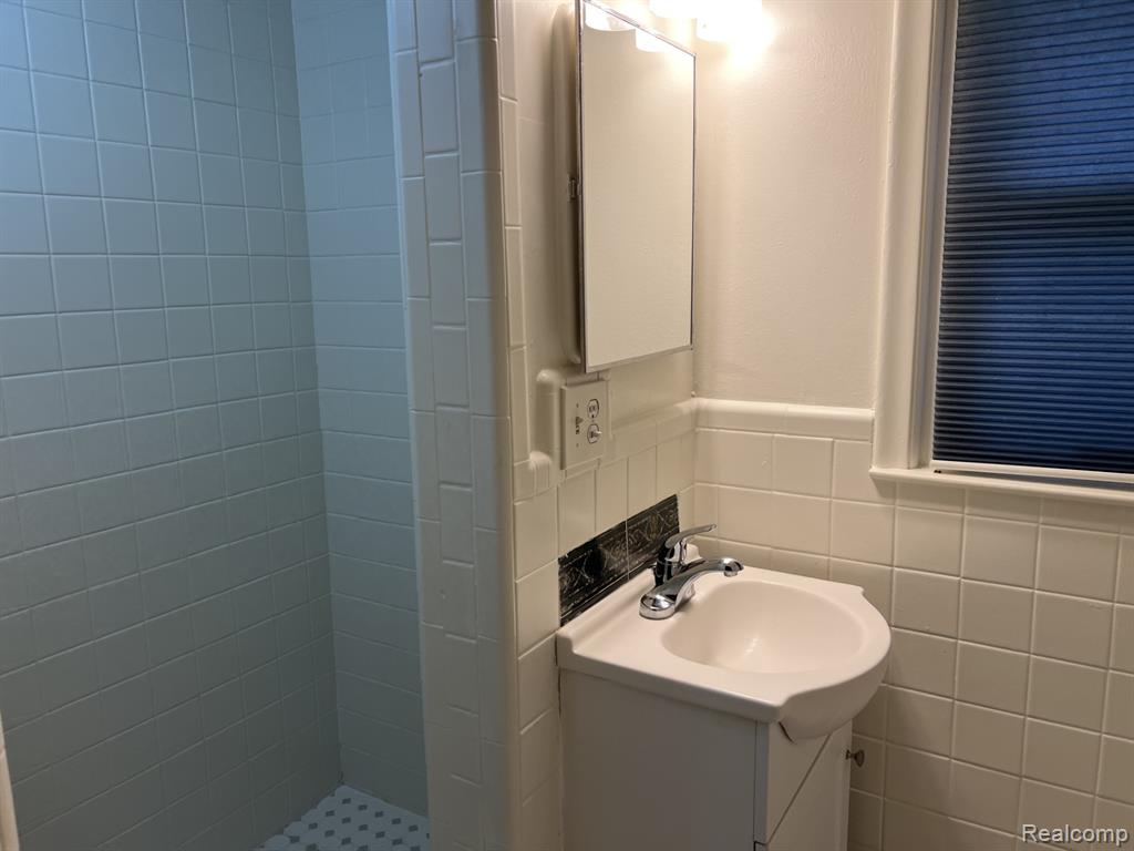 51815 8 Mile Road, Salem, MI 48167 — Photo 19
