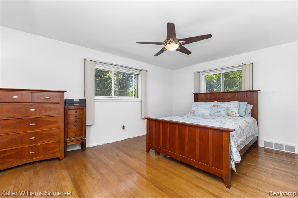 14154 Fenton, Redford, MI 48239 — Photo 31