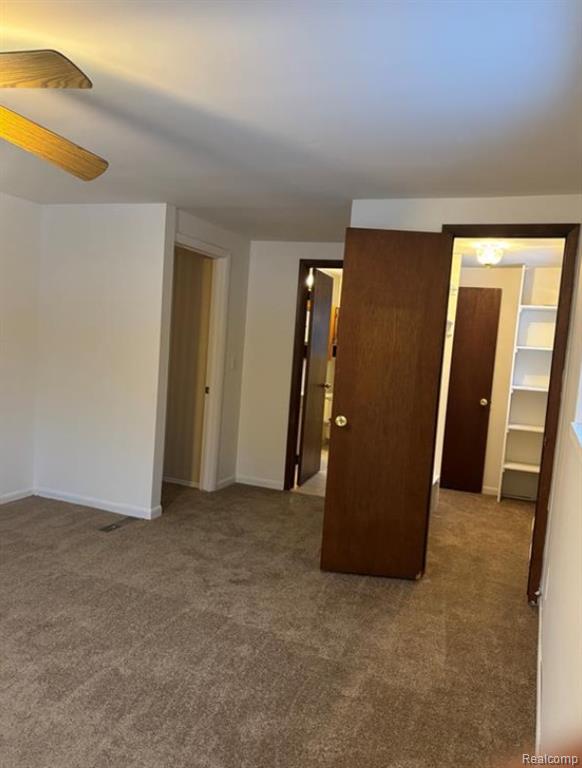 6099 Brookwood Drive, Burton, MI 48509 — Photo 15