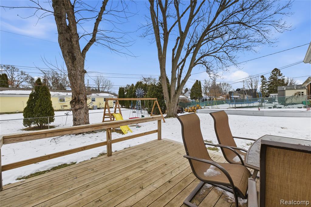 6115 Marscot Drive, Lansing, MI 48911 — Photo 14