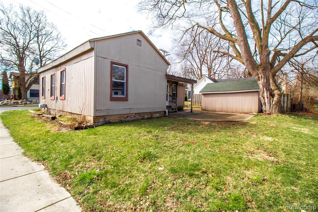6 Law Street, Lapeer, MI 48446 — Photo 19