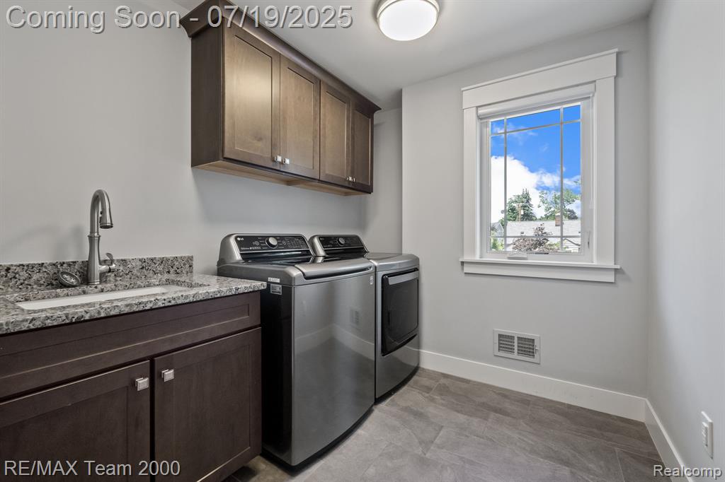 957 Simpson Street, Plymouth, MI 48170 — Photo 16