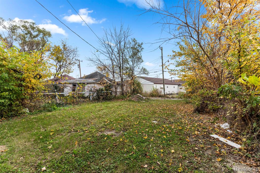 5393 SEEBALDT Street, Detroit, MI 48204 — Photo 28