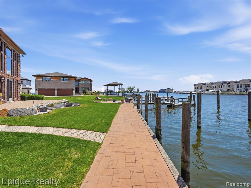 33124 N River Road, Harrison Township, MI — Photo 53