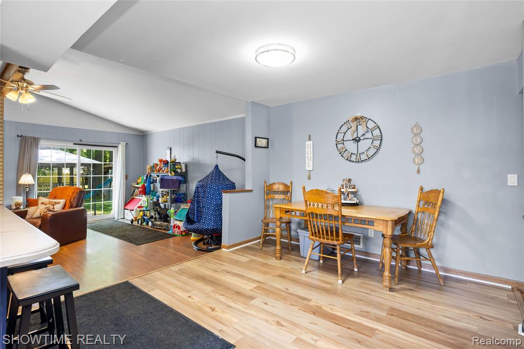 31720 Kelly Road, Roseville, MI 48066 — Photo 12