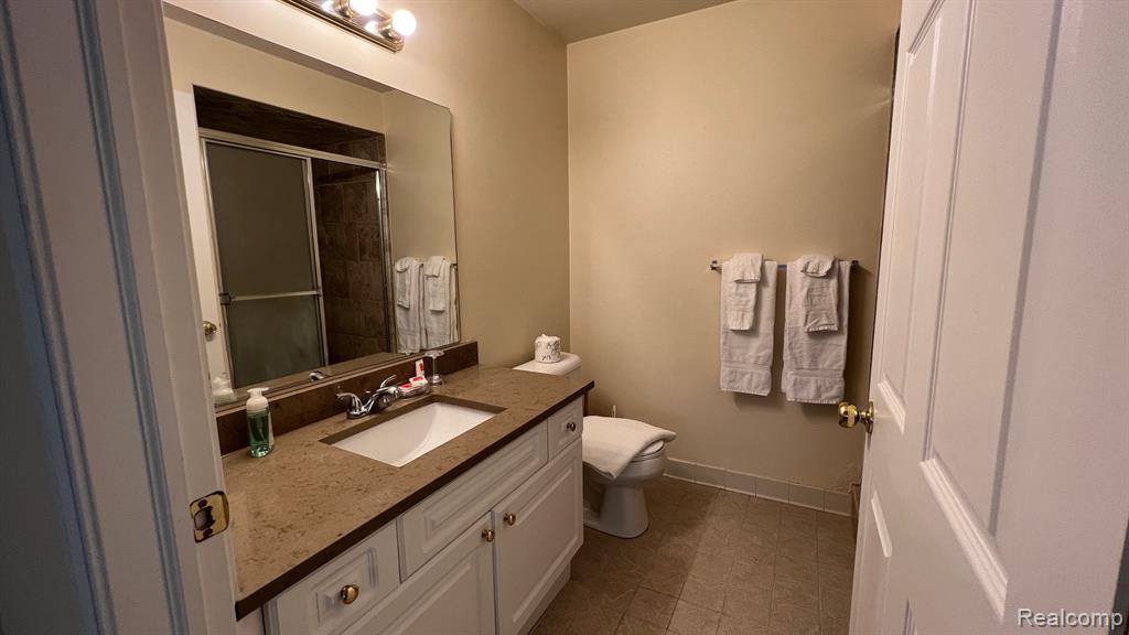 5346 Brookemonte Circle, Rochester, MI 48306 — Photo 14