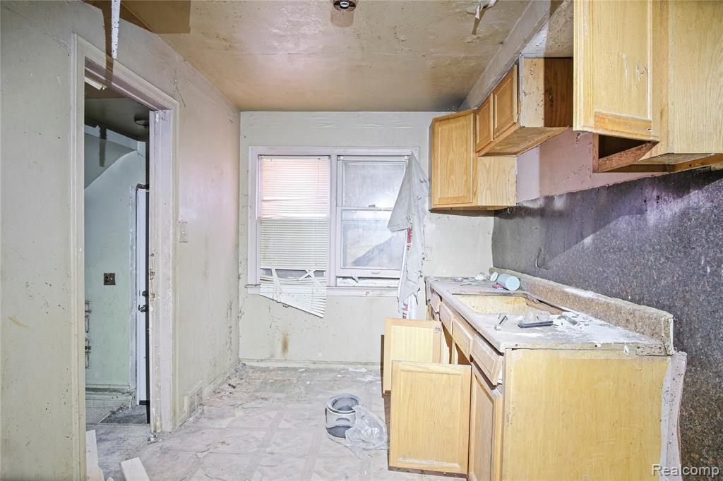 5259 Chatsworth, Detroit, MI 48224 — Photo 6