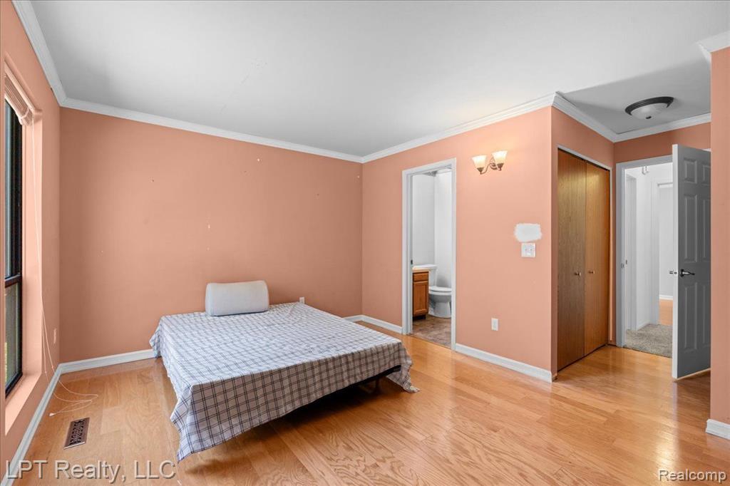 5680 DEVILLE, East Lansing, MI 48823 — Photo 18