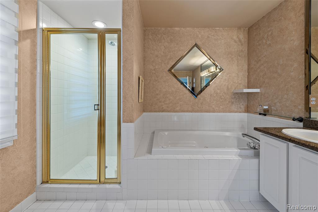 43505 Austin Drive, Sterling Heights, MI 48314 — Photo 25