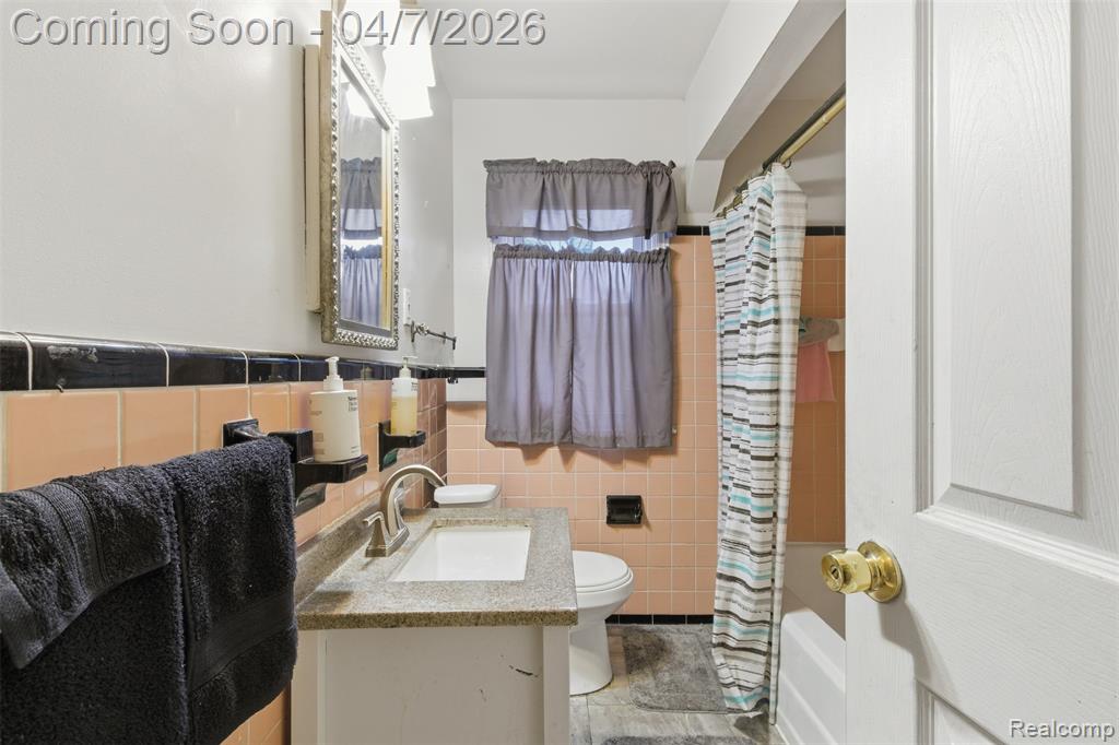 16754 Lola Drive, Redford, MI 48240 — Photo 14