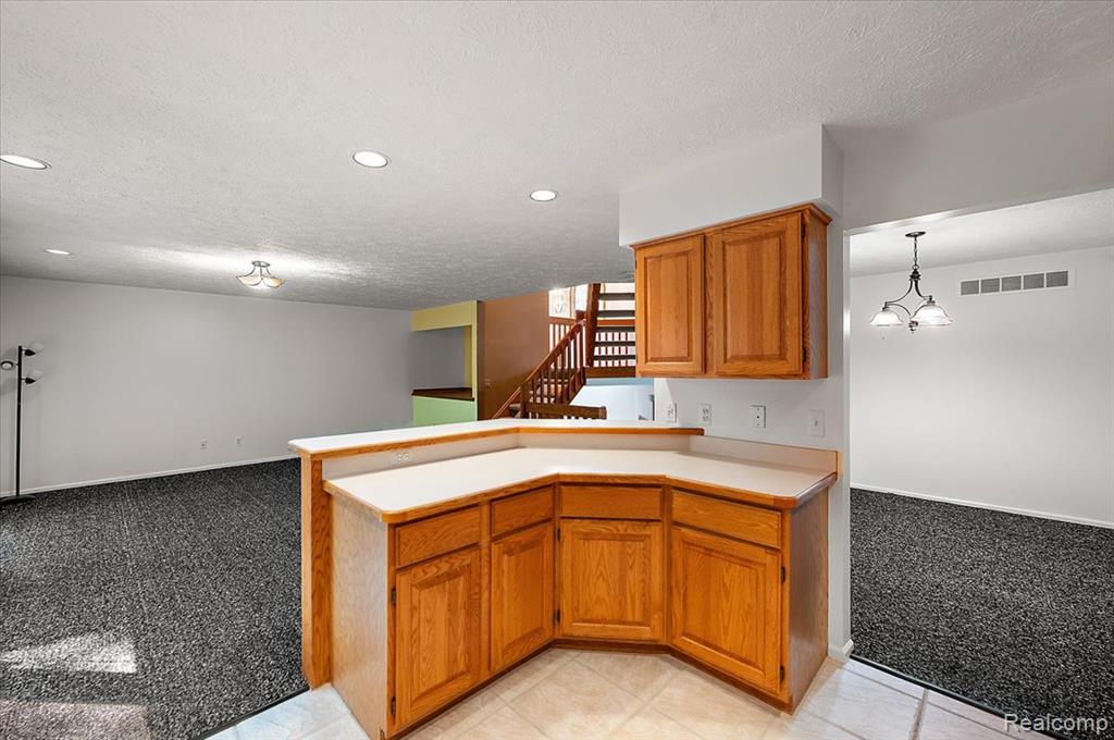 6583 RIDGEVIEW Drive, Clarkston, MI — Photo 17