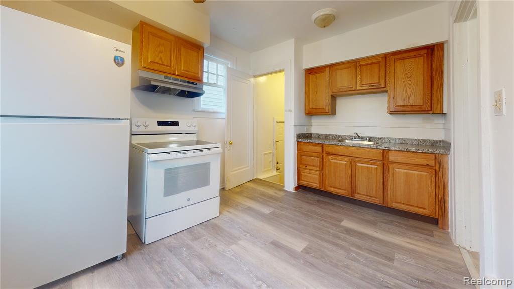 489 Central Avenue, Pontiac, MI 48341 — Photo 2