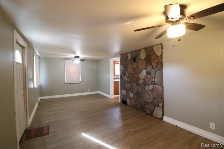 403 Bradley Street, Bay City, MI 48706 — Photo 9