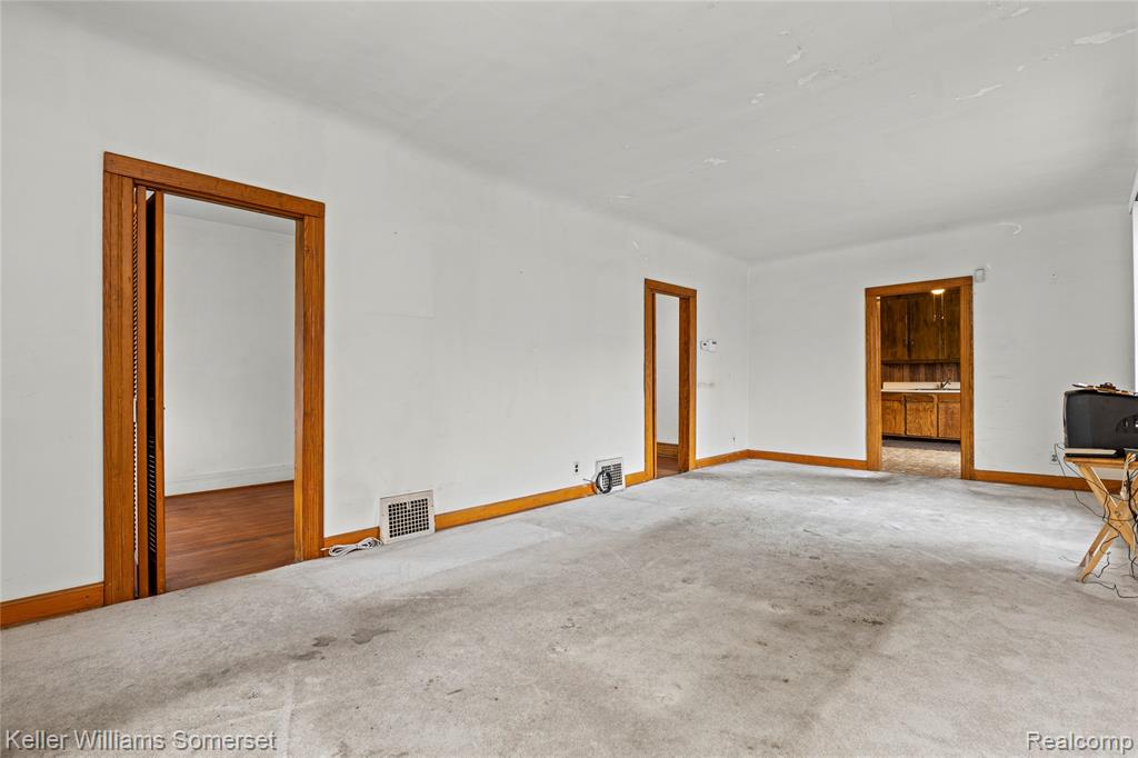 8151 Dayton Street, Detroit, MI 48210 — Photo 9