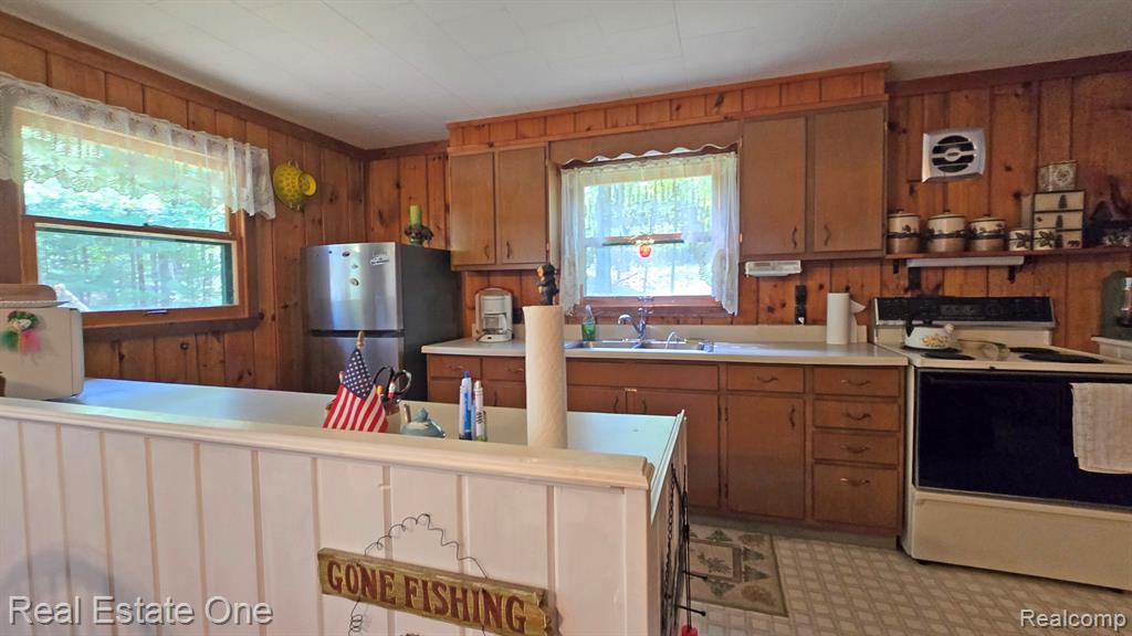 4233 N Pheasant Road, Lincoln, MI 48742 — Photo 9