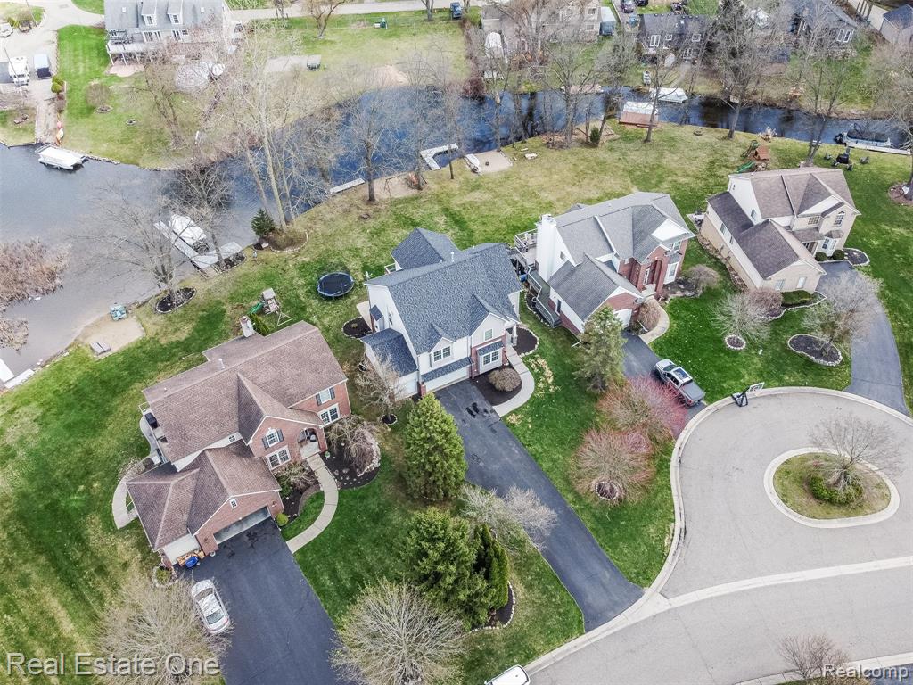 5716 Lancaster Lane, Commerce Twp, MI 48382 — Photo 11