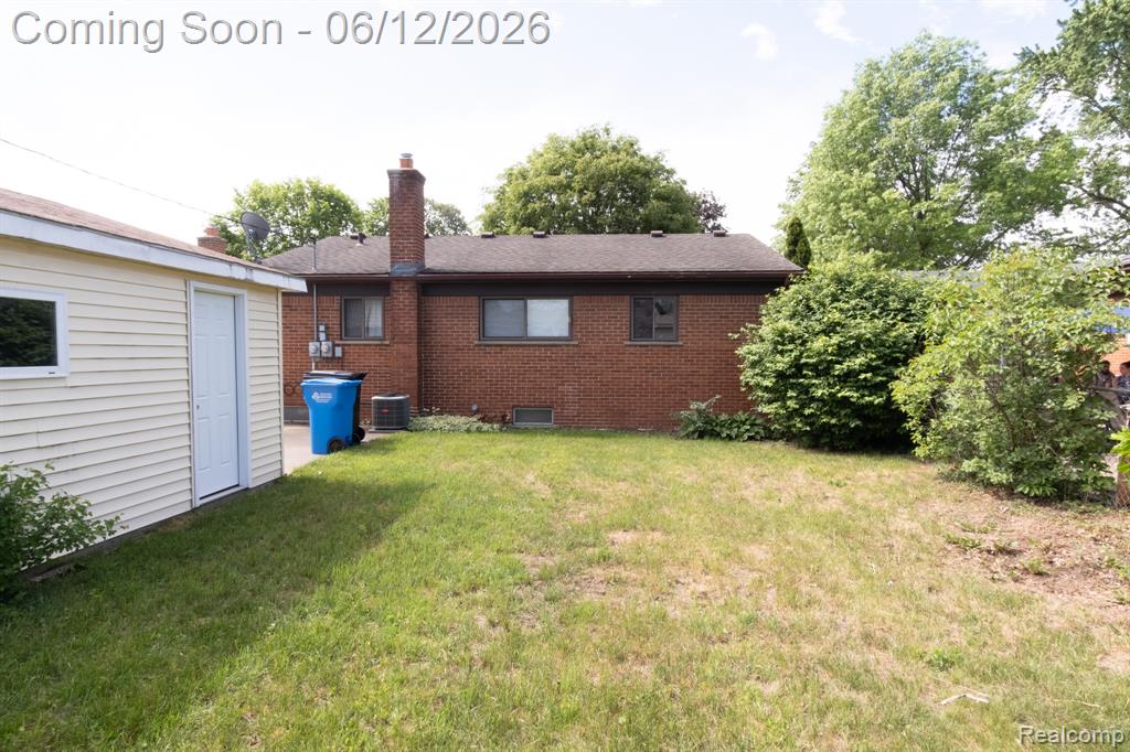 1235 Jenifer Avenue, Madison Heights, MI 48071 — Photo 32