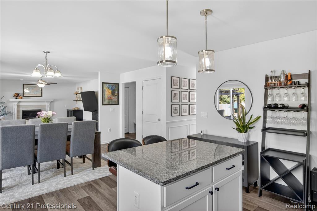 8871 Dover Court, Livonia, MI 48150 — Photo 13