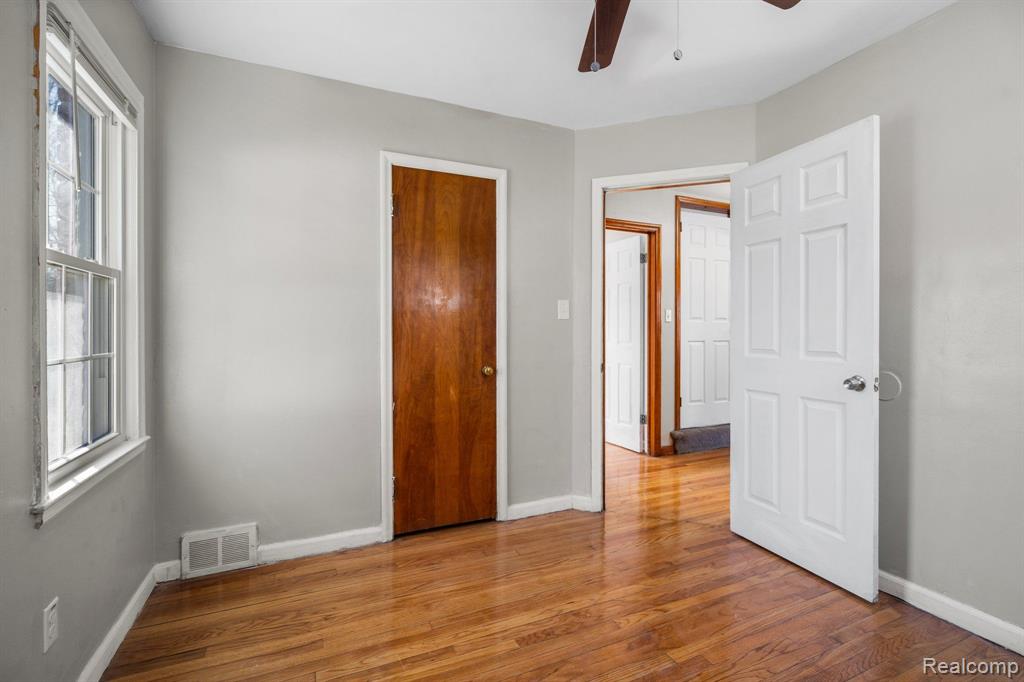 6124 LODEWYCK Street, Detroit, MI 48224 — Photo 22